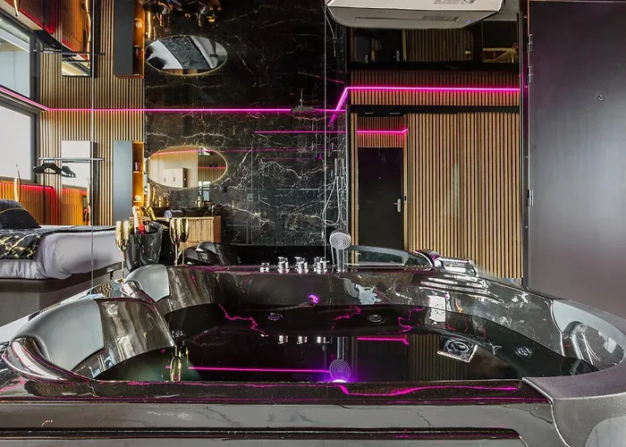 Apartment Luxury Of - D'exception - Vue - Balneo Xxl - Village Naturiste